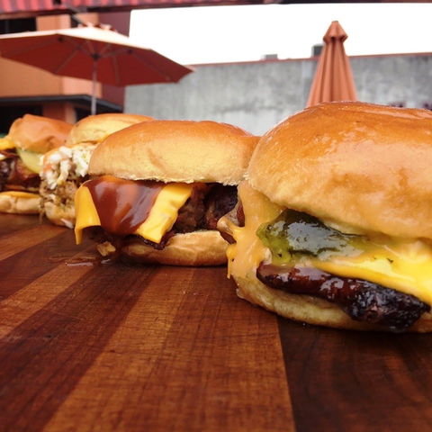 Billy's Backyard BBQ - Sunshine Coast Tourism 0