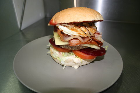 Cruisers Hub Cafe - Sunshine Coast Tourism 1