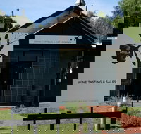 Drink Ottelia  Eat Fodder - Sunshine Coast Tourism