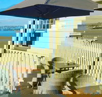 East Coast Lounge - Sunshine Coast Tourism