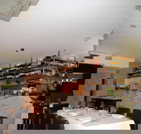 El-Phoenician - Millers Point - Sunshine Coast Tourism