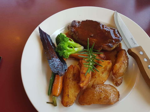 Hidden River Estate Winery & Cafe - Sunshine Coast Tourism 0
