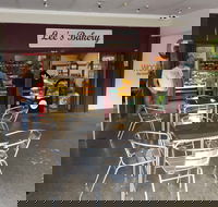 Lee's Bakery - Holiday Sunshine Coast