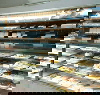 Monbulk Tasty Chicken and Fish and Chip