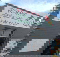 Rosie's Kitchen Table - Holiday Sunshine Coast