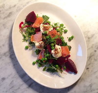 Shadow Wine Bar - Holiday Sunshine Coast