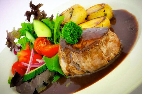 Sunset Waterfront Cafe Bar & Grill - Sunshine Coast Tourism 0