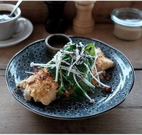 Willo Cafe - Holiday Sunshine Coast