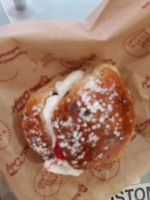 Baker's Delight - Broadbeach - Holiday Sunshine Coast 0