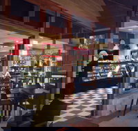 Breadwinner Bakehouse - Holiday Sunshine Coast