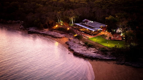 Pee Wee's At The Point - Sunshine Coast Tourism 1
