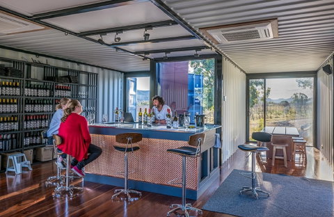Running Horse Wines - Holiday Sunshine Coast 0
