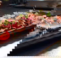 Atlantis Bar  Dining - Sunshine Coast Tourism