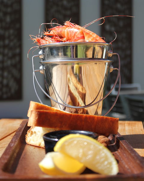 Bill's Bar - Ningaloo Coral Bay - Holiday Sunshine Coast 2