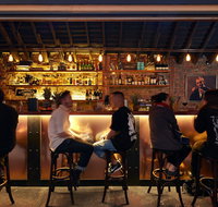 Cru Wine Bar - Holiday Sunshine Coast