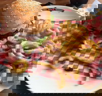 Hog's Australia's Steakhouse - Sunshine Coast Tourism