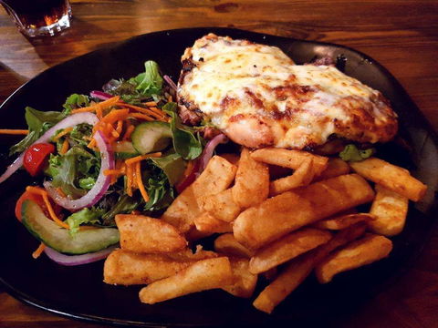 Lonestar Ribhouse - Holiday Sunshine Coast 0