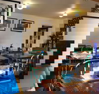 Uncle Drew Cafe - Holiday Sunshine Coast