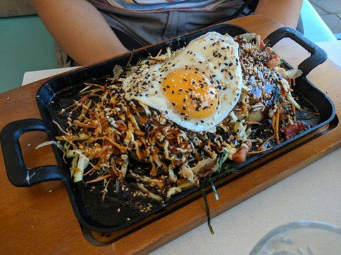 8 Yolks Cafe - Holiday Sunshine Coast 0