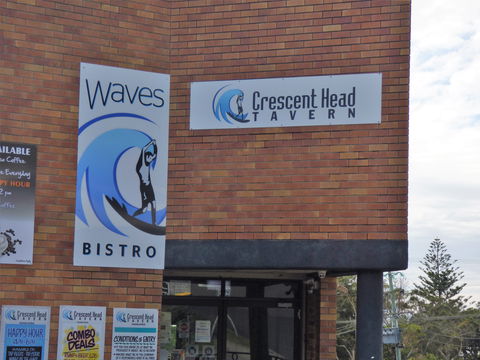 CrescentHead Taven - Sunshine Coast Tourism 1