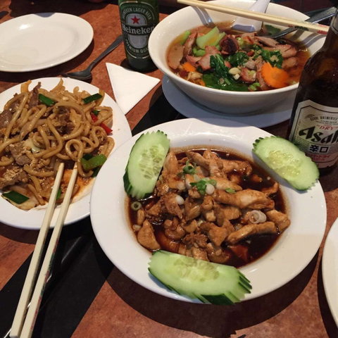 Han's Cafe - Innaloo - Holiday Sunshine Coast 0