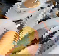 Happy River Cafe - Holiday Sunshine Coast