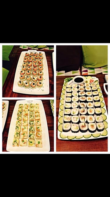 HoWe Roll Cafe - Holiday Sunshine Coast 0