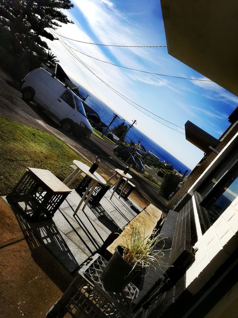 Little Earth Cafe - Holiday Sunshine Coast 1