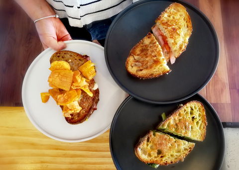 Little Earth Cafe - Holiday Sunshine Coast 2