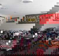 Narellan Court - Sunshine Coast Tourism