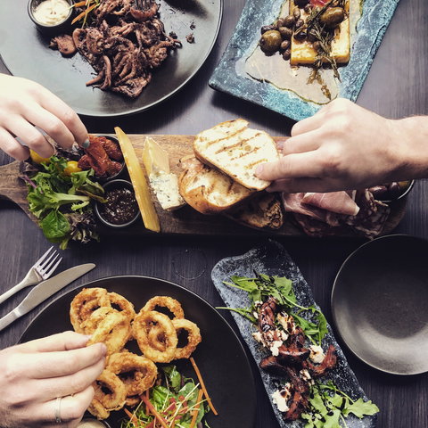 Vue Wine Bar And Restaurant - Sunshine Coast Tourism 1