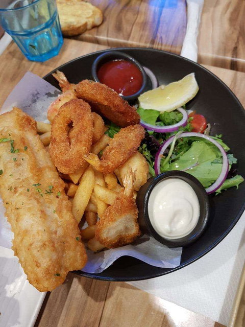 Cafe Cherry Beans - Preston - Sunshine Coast Tourism 0