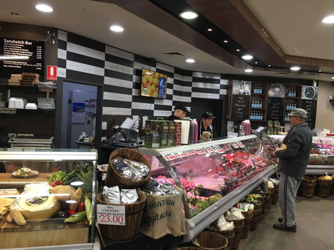 Country Grocer Cafe - Holiday Sunshine Coast 0