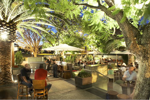 The Brisbane Hotel - Holiday Sunshine Coast 0