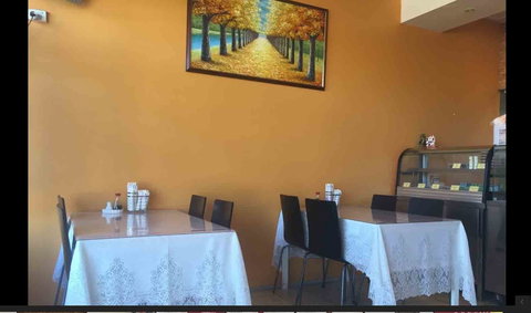 Youngs Noodle Inn - Sunshine Coast Tourism 0