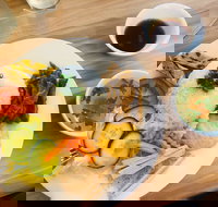 Chilli 'n' Chive - Sunshine Coast Tourism