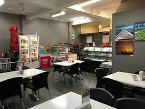 Coffee Bean Cafe - Holiday Sunshine Coast 2