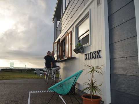 Kiosk Lennox Beach - Sunshine Coast Tourism 0