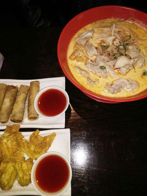 Laksa Hut - Sunshine Coast Tourism 0