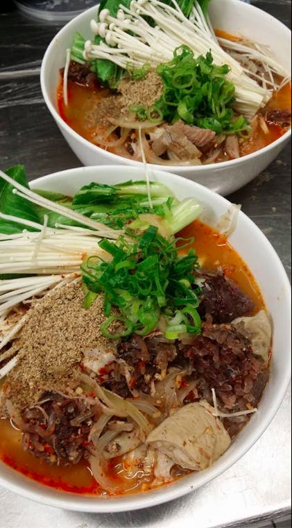 Minglee Modern Asian Cuisine - Holiday Sunshine Coast 0