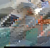 Pikolo Espresso Bar - Holiday Sunshine Coast