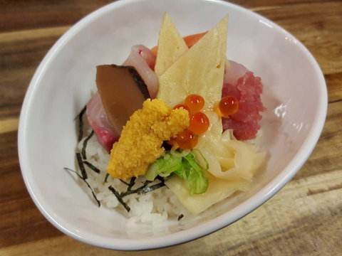 The Broadway Hotel - Sunshine Coast Tourism 0