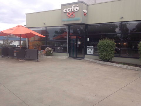 Café 95 - Sunshine Coast Tourism 0