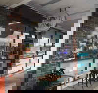 Hop 'n' Chop - Sunshine Coast Tourism