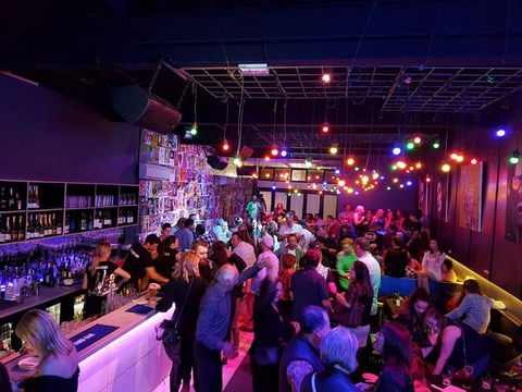 Piano Bar Geelong - Sunshine Coast Tourism 1