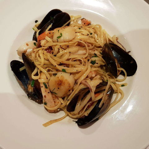 RST Seafood Restaurant - Sunshine Coast Tourism 0