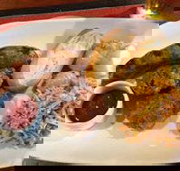 Rustik Caf Wine Bar - Sunshine Coast Tourism