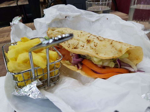The Green Leaf Cafe - Sunshine Coast Tourism 0