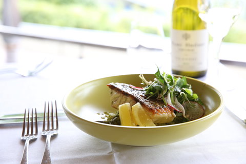 Tides Restaurant And Bar - Holiday Sunshine Coast 2