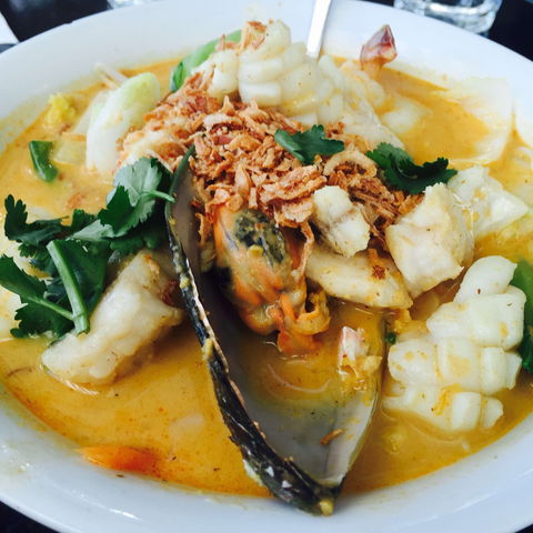 Absolute Thai - Tuggerah - Holiday Sunshine Coast 0
